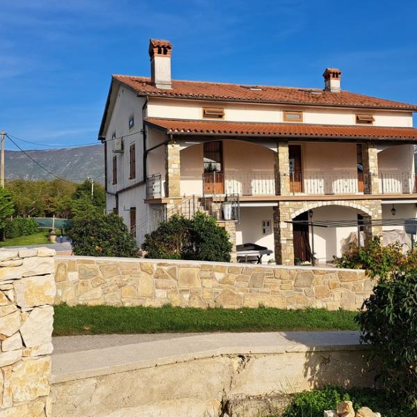 Villa Milena (Croatian)